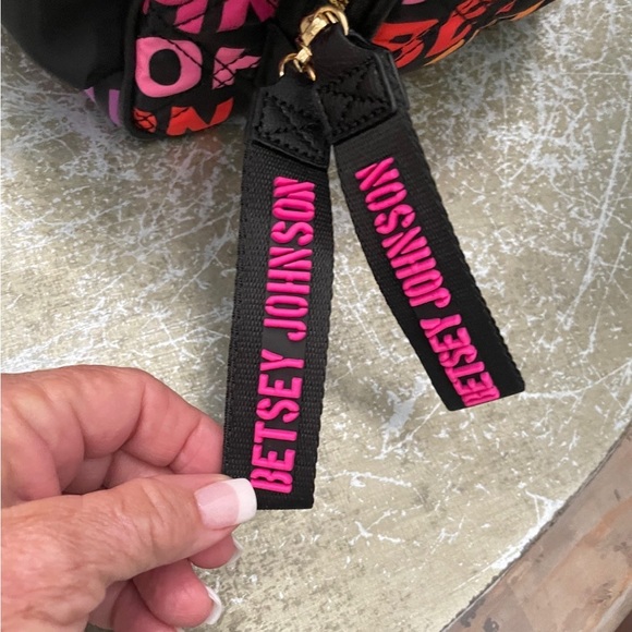 BETSEY JOHNSON BLACK LG NYLON BACKPACK - Picture 7 of 11